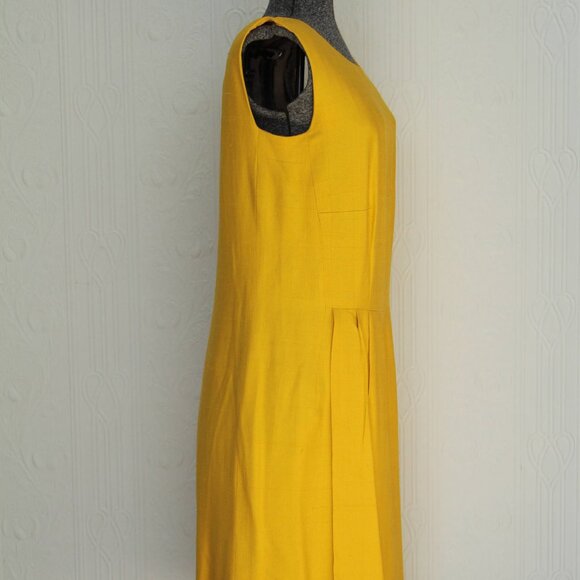 Beautiful mustard yellow 60's or 70's B.H. Wragge dress - Picture 3 of 5